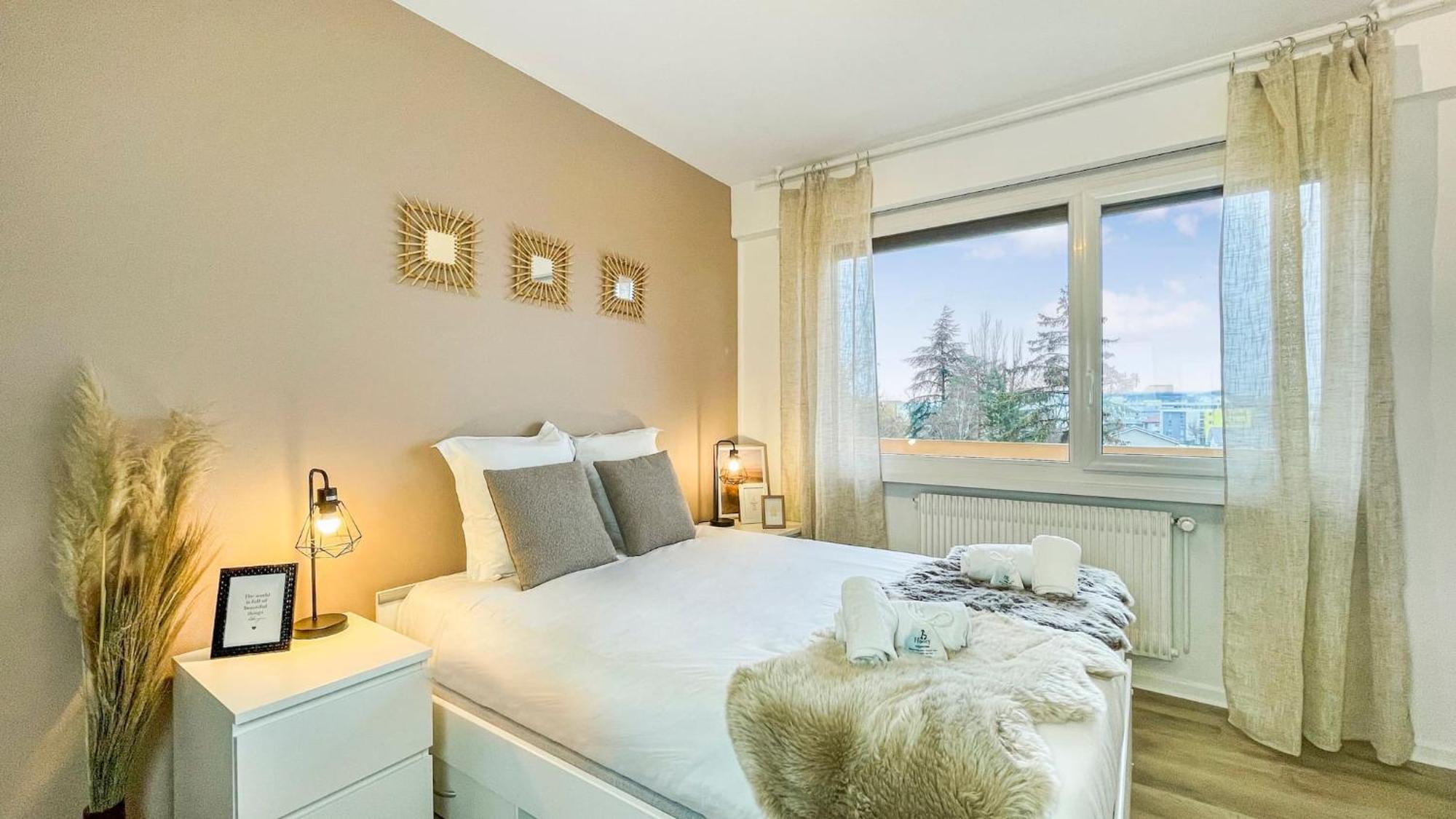 Homey La Coloc Mugi - Colocation Haut De Gamme - Chambres Privees - Balcon - Wifi Et Netflix - Proche Transports Commun アンヌマス エクステリア 写真